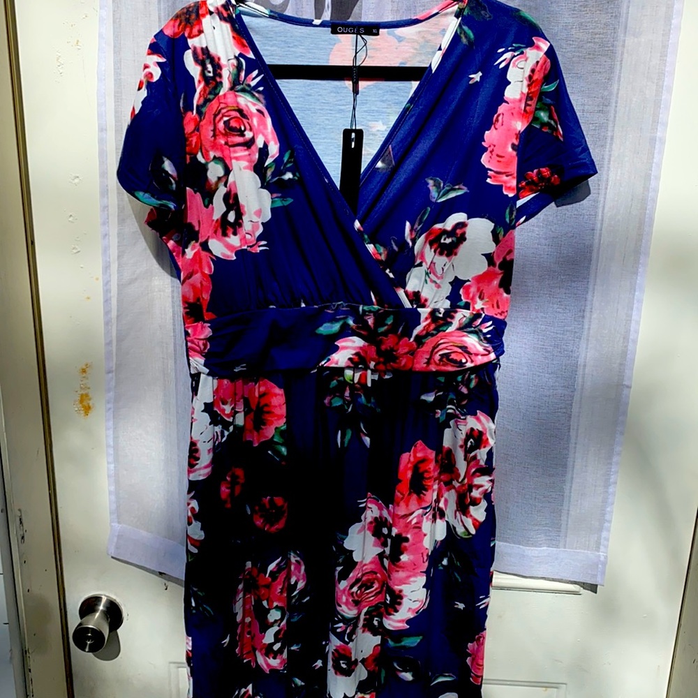 Never worn mid length short sleeve navy blue floral cotton dress